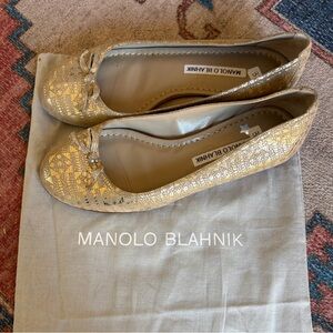 Manolo Blahnik Metallic Gold Lace-Textured Ballet Flats